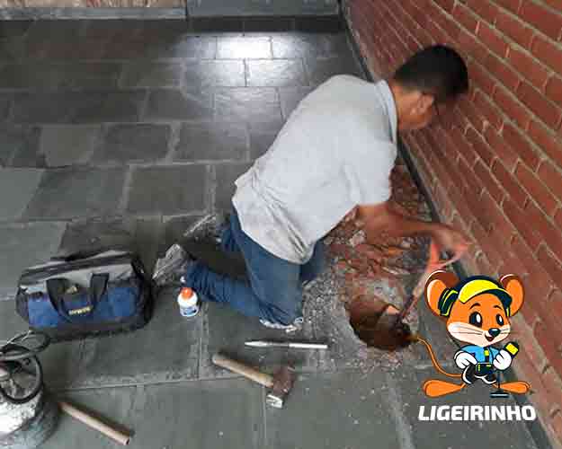 Caça vazamento de água conta alta