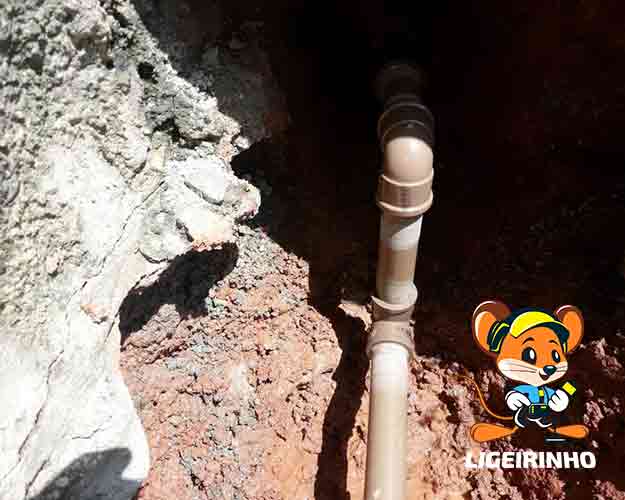 Técnico de vazamento válvula hydra, caixa acoplada e caixa d'água na Zona Norte